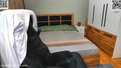 Mike    online show from November 27, 1:35 pm