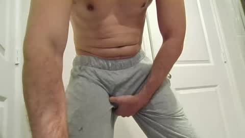 Snapshot of mikethemilkman117 chatting on September 16, 3:40 am MikeTheMilkMan117 online show from September 16, 3:40 am