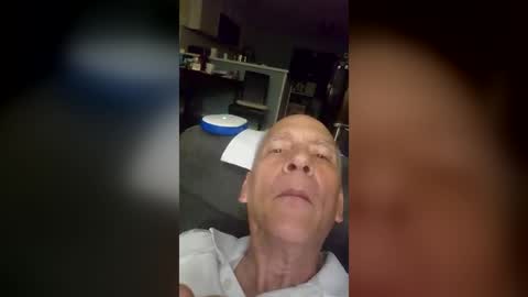 Snapshot of mikewojnar83 chatting on June 22, 6:54 am mikewojnar83 online show from June 22, 6:54 am
