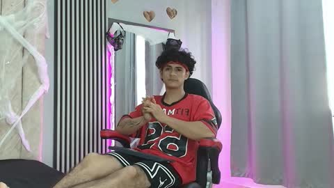 mikey_banji online show from October 18, 8:53 pm