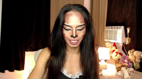 Snapshot of mikeyalawi03 chatting on October 31, 11:22 am Mistress MikeyAlawi online show from October 31, 11:22 am