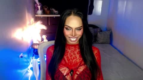Snapshot of mikeyalawi03 chatting on June 17, 5:03 pm Mistress MikeyAlawi online show from June 17, 5:03 pm