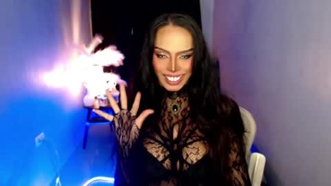 Snapshot of mikeyalawi03 chatting on July 7, 7:29 pm Mistress MikeyAlawi online show from July 7, 7:29 pm