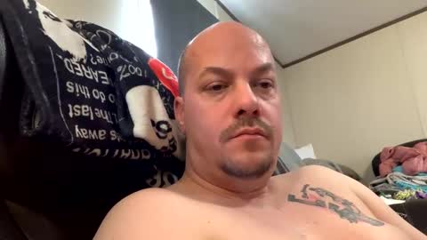 mikeylikesit2222 online show from January 26, 5:44 pm