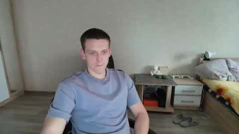 Snapshot of mikimaus0101 chatting on May 31, 6:31 am Michael online show from May 31, 6:31 am