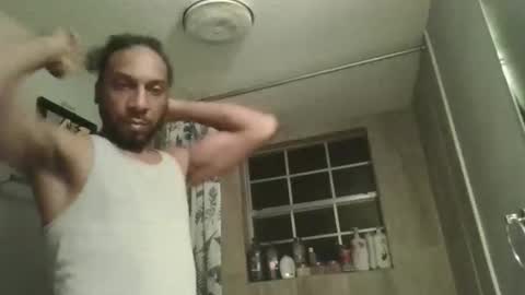 Snapshot of mikkilonglegs11 chatting on October 29, 9:33 am mikkilonglegs11 online show from October 29, 9:33 am