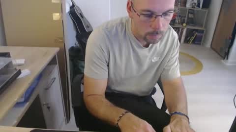 mikmik91 online show from October 15, 2:17 pm