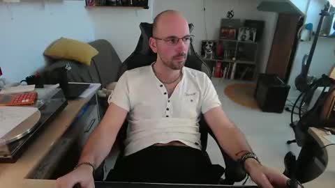 mikmik91 online show from March 20, 4:23 pm