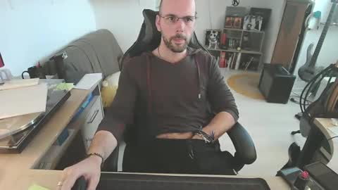 mikmik91 online show from April 14, 10:43 am