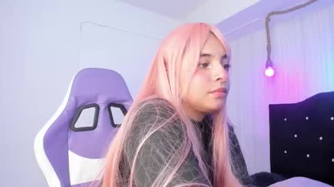   miku katsuragi  online show from February 5, 2:05 am