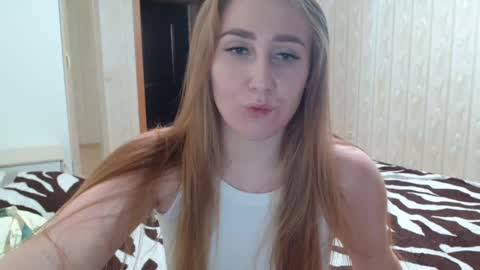 Snapshot of miku_sanders2 chatting on December 9, 2:45 am miku_sanders2 online show from December 9, 2:45 am