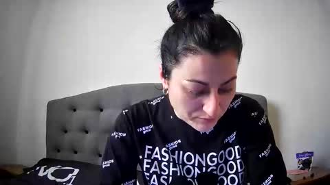 Mikyloveu online show from March 5, 3:08 pm