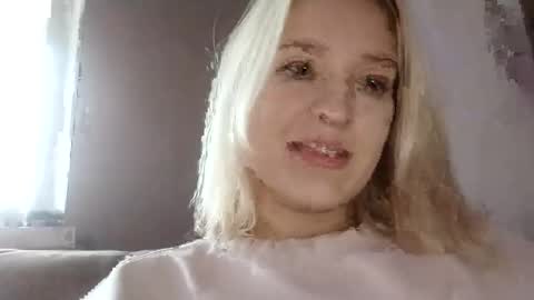 Mila 420 online show from November 5, 9:31 am