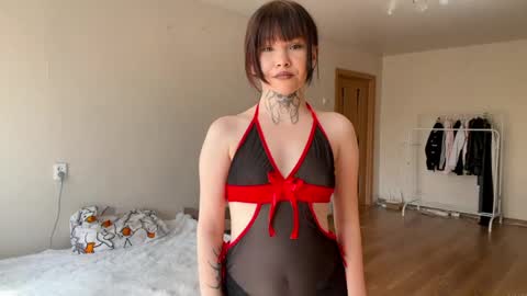 mila__rosse online show from May 17, 5:16 am
