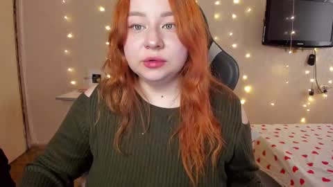 Snapshot of mila_foxxxy chatting on March 4, 4:06 am Mila shy sensual person online show from March 4, 4:06 am