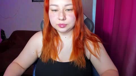 Snapshot of mila_foxxxy chatting on September 15, 8:14 am Mila shy sensual person online show from September 15, 8:14 am