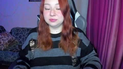 Snapshot of mila_foxxxy chatting on October 1, 5:24 am Mila shy sensual person online show from October 1, 5:24 am