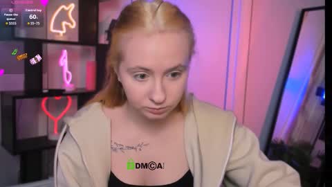 mila_glow online show from December 14, 7:29 pm