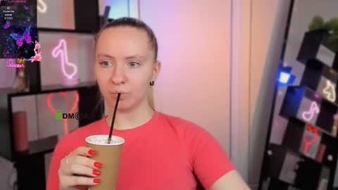 mila_glow online show from March 4, 12:44 pm