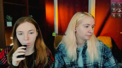 mila_glow online show from March 19, 6:28 am