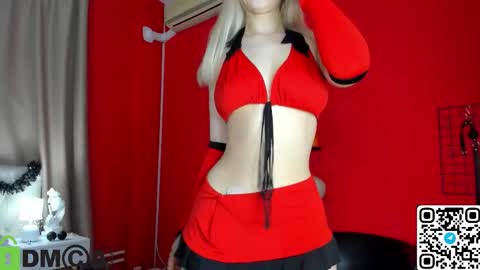 mila_kinor online show from December 16, 1:10 am