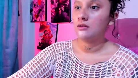 Snapshot of mila_nixon01 chatting on February 3, 3:59 am MILA online show from February 3, 3:59 am