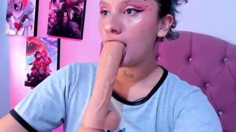 Snapshot of mila_nixon01 chatting on March 2, 4:58 pm MILA online show from March 2, 4:58 pm