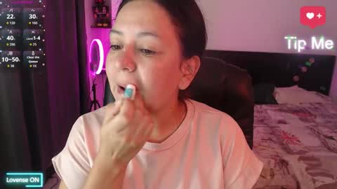 Snapshot of mila_phoenix chatting on November 11, 10:15 am mila_phoenix online show from November 11, 10:15 am