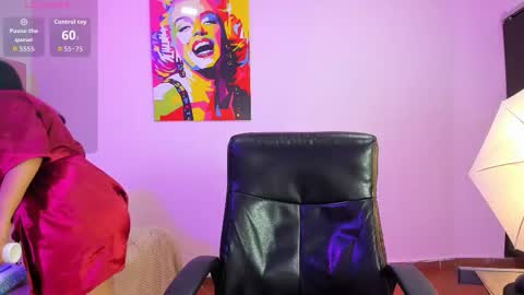 Snapshot of mila_quin chatting on February 20, 7:36 pm mila_quin online show from February 20, 7:36 pm