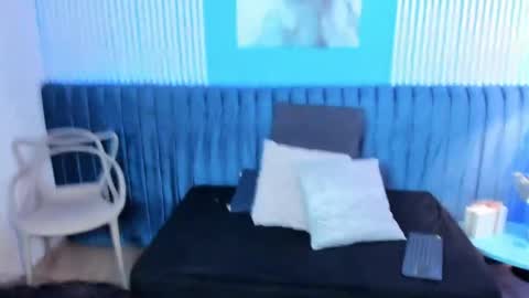 Mila and samy online show from April 19, 6:10 pm