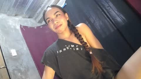 Snapshot of mila_seductressxx chatting on June 13, 12:41 am mila_seductressxx online show from June 13, 12:41 am
