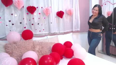 mila online show from February 14, 10:01 am