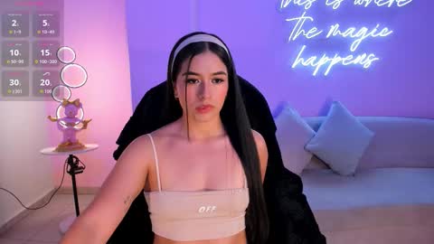 Snapshot of milacoleman chatting on October 28, 2:15 am Mila online show from October 28, 2:15 am