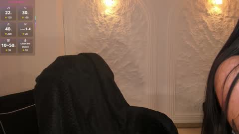 Snapshot of milacoleman chatting on November 14, 2:21 am Mila online show from November 14, 2:21 am