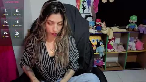 milacoxx8819 online show from October 28, 2:59 am