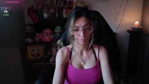 milacoxx8819 online show from November 9, 9:57 pm