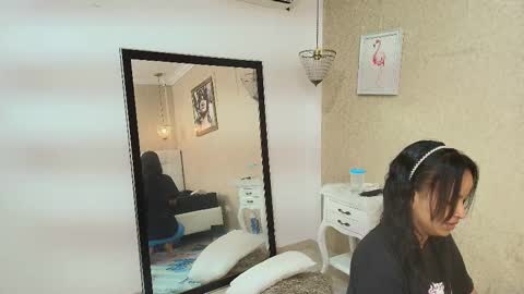 Snapshot of miladiosa chatting on October 10, 12:04 pm miladiosa online show from October 10, 12:04 pm