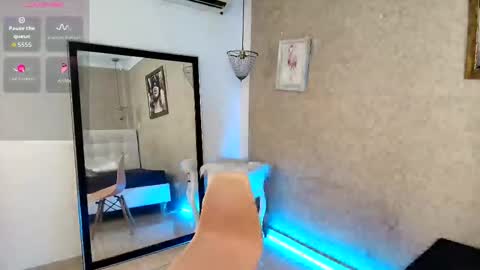 Snapshot of miladiosa chatting on October 23, 12:15 pm miladiosa online show from October 23, 12:15 pm