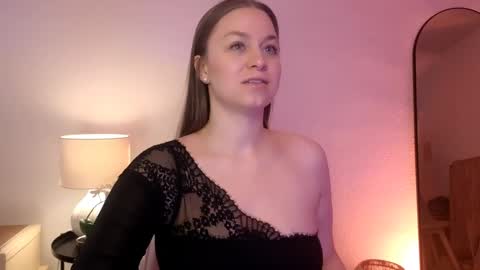 Mila Fleur online show from February 3, 3:17 pm