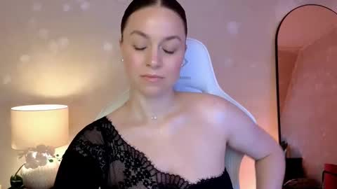 Mila Fleur online show from September 22, 2:08 pm
