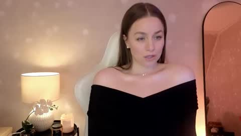 Mila Fleur online show from September 28, 2:22 pm