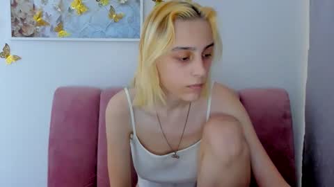 MilaGlow online show from January 16, 2:43 pm