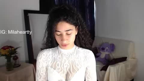 Snapshot of milah_hearrty chatting on November 19, 2:17 pm Milah online show from November 19, 2:17 pm