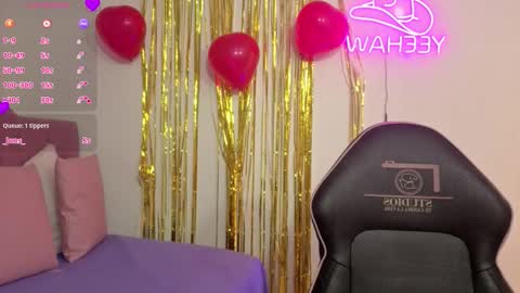 Snapshot of milah_tay chatting on February 24, 11:41 am milah_tay online show from February 24, 11:41 am