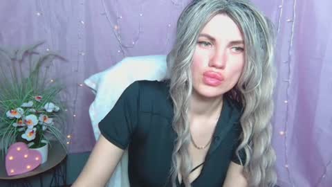 Milaloona online show from April 18, 7:01 am