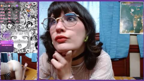 Snapshot of milalunala chatting on February 23, 1:24 am Mila-Lunala online show from February 23, 1:24 am