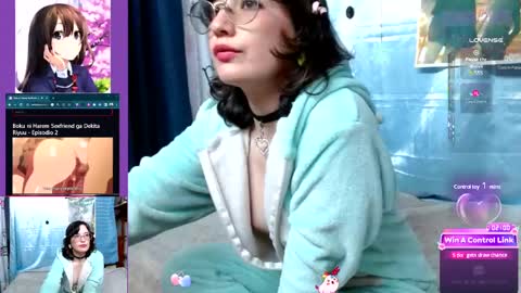 Snapshot of milalunala chatting on March 11, 10:31 pm Mila-Lunala online show from March 11, 10:31 pm