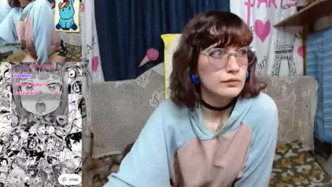 Snapshot of milalunala chatting on September 26, 1:20 am Mila-Lunala online show from September 26, 1:20 am