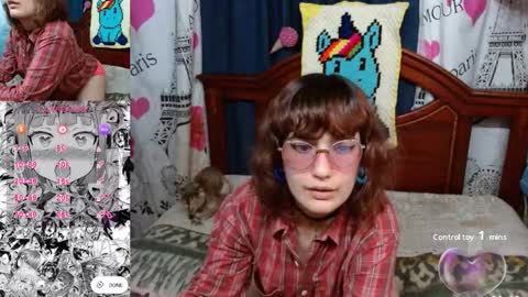 Snapshot of milalunala chatting on October 14, 10:32 pm Mila-Lunala online show from October 14, 10:32 pm