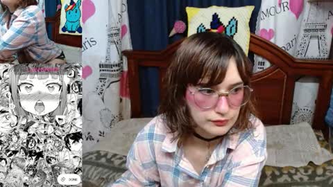 Snapshot of milalunala chatting on October 23, 8:07 pm Mila-Lunala online show from October 23, 8:07 pm